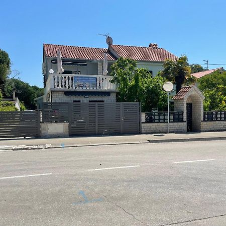 Haus Enna Apartman 3 Top Lage 1 OG Medulin Exterior foto